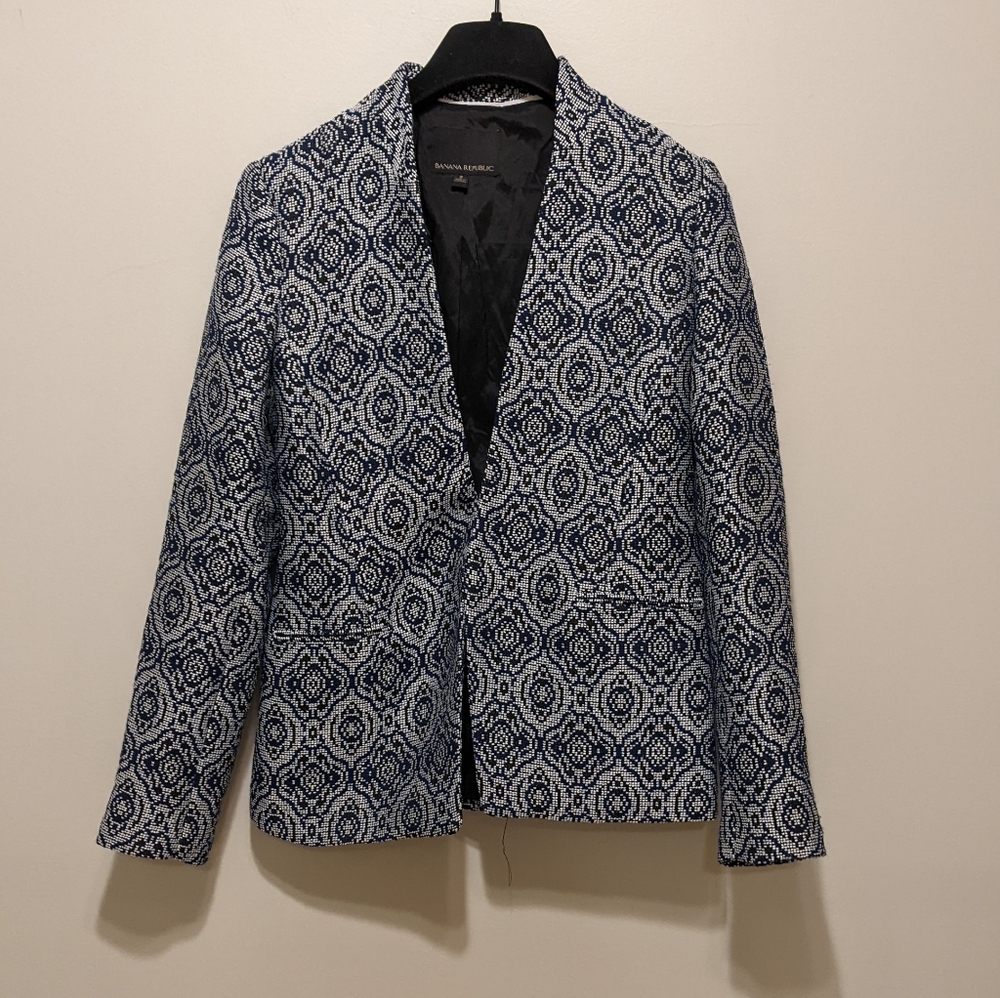 Banana Republic Colarless Tile Jacquard Print Blazer